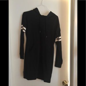 NY & CO black sweatshirt dress